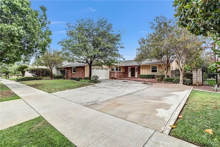 Property Photo:  4450 Beechwood  CA 92506 