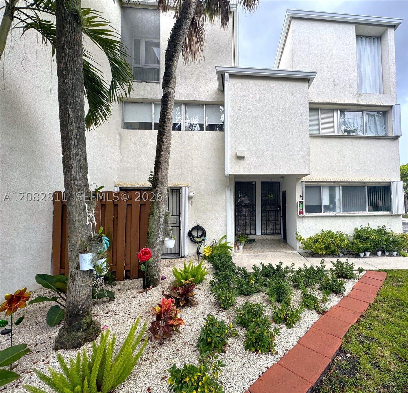 Property Photo: 1910 SW 17th Ave 8 FL 33145