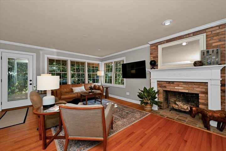 Property Photo:  503 5th St SE  AL 35055 