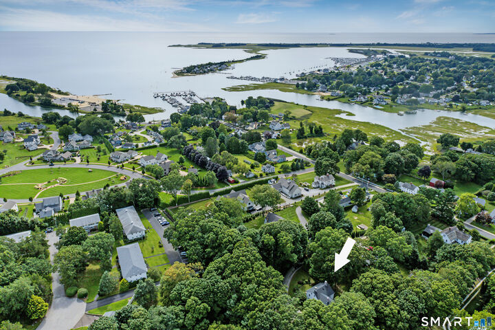 Property Photo:  36 Waterside Lane  CT 06413 