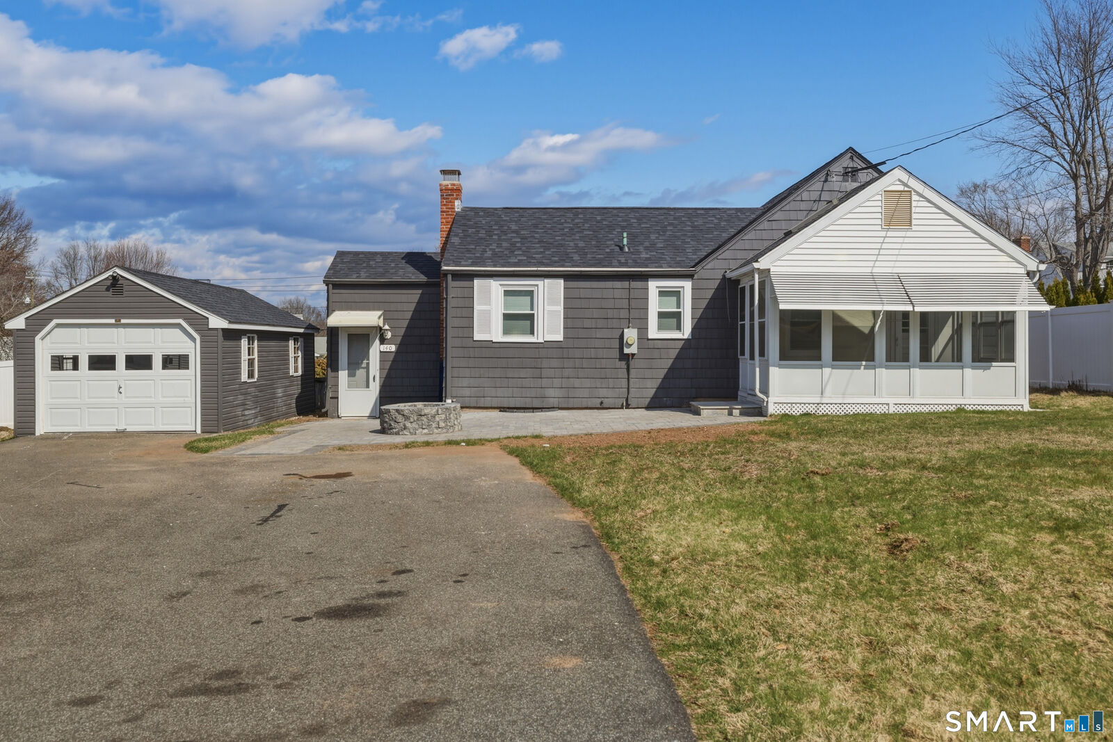 Property Photo:  140 Camp Avenue  CT 06111 