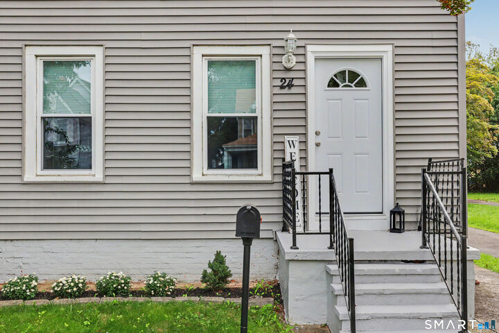Property Photo: 24 Beacon Street CT 06514