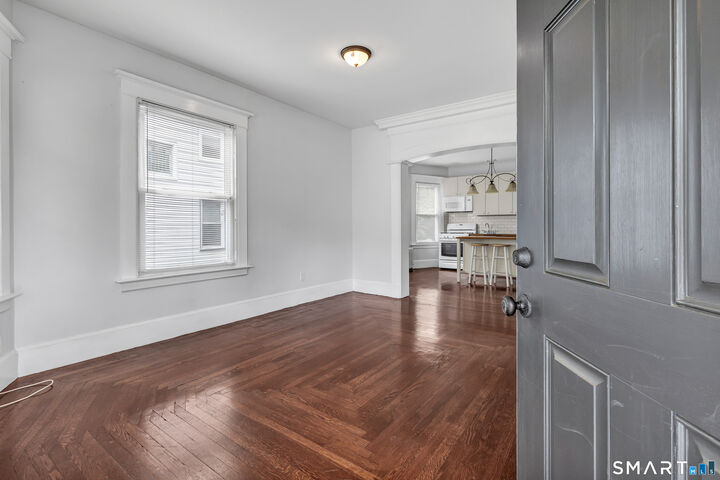 Property Photo:  64 Brownell Street 1A  CT 06511 