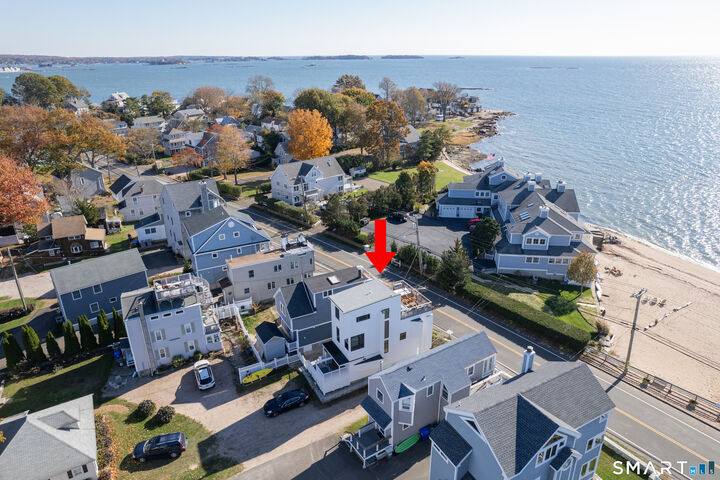 Property Photo: 98 Limewood Avenue CT 06405