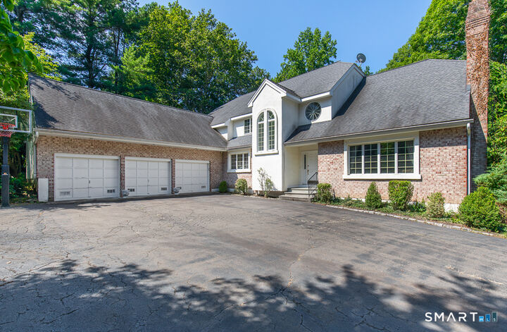 Property Photo:  30 Grouse Lane  CT 06525 