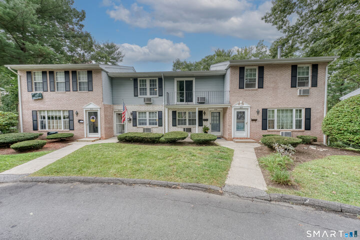 Property Photo: 56 Hunter Court 56 CT 06790