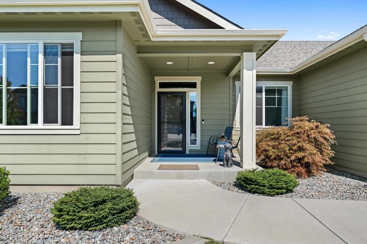 Property Photo:  24625 E Blueridge Ave  WA 99019 