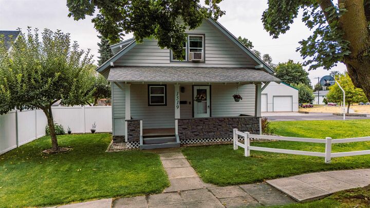 Property Photo:  1519 W Dalton Ave  WA 99205 