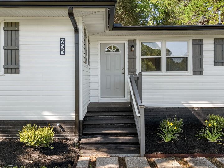 Property Photo:  255 Hazelwood Avenue  SC 29302 