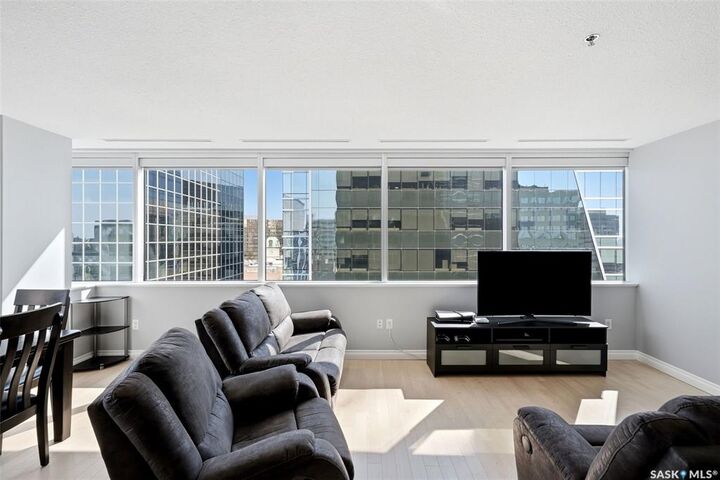 Property Photo:  1914 Hamilton Street 903  SK S4P 3N6 