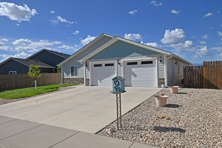 Property Photo: 1721 Lookout Point Drive WY 82801