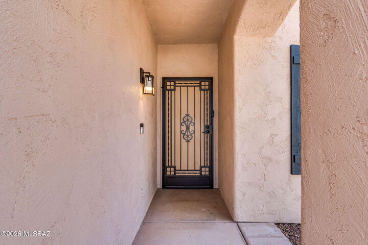 Property Photo:  105 W Calle Guija  AZ 85629 
