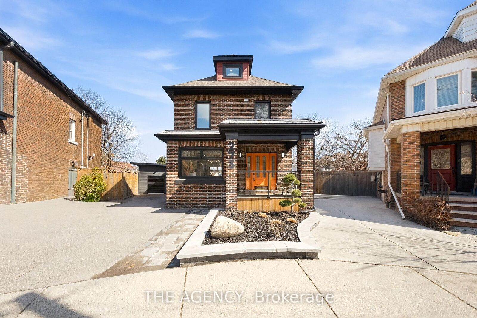 Property Photo:  273 Stinson Crescent  ON L8N 1T6 