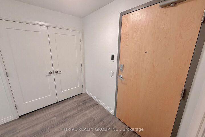 Property Photo:  373 Hill Street 307  ON N6B 1E3 