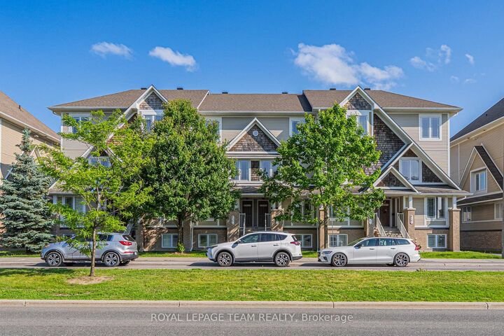 Property Photo:  634 Chapman Mills Drive B  ON K2J 3V2 
