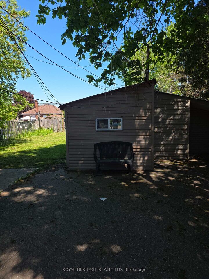 Property Photo:  197 Verdun Road  ON L1H 5T1 