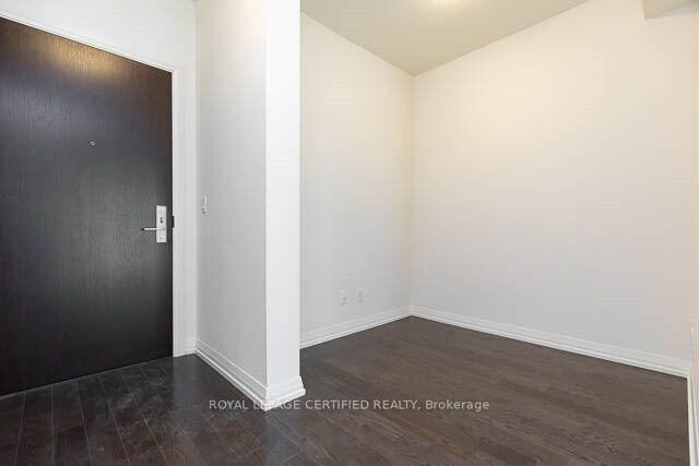 Property Photo:  460 Adelaide Street E 1102  ON M5A 0E7 