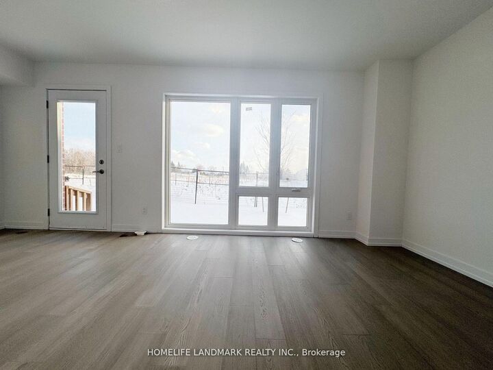 Property Photo: 9 Bancroft Lane ON L4E 1M1