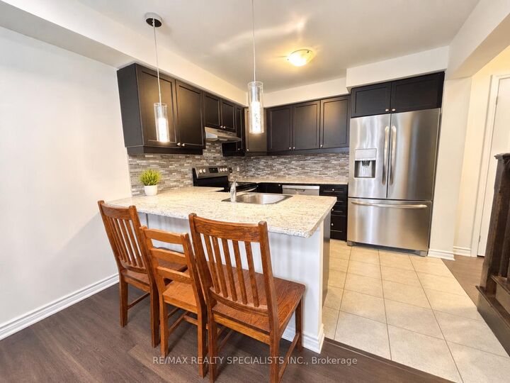 Property Photo:  127 Frost Court  ON L9E 1G2 