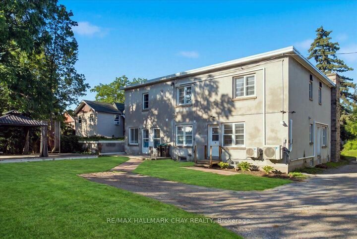 Property Photo:  15 Parkside Drive 1  ON L4N 1W7 
