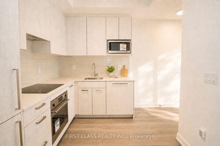 Property Photo:  69 Curlew Drive 131  ON M3A 2P8 