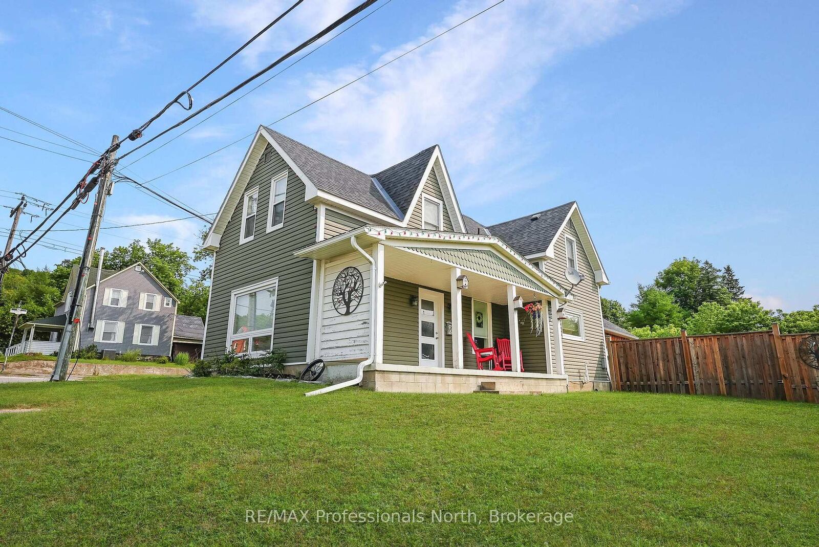 Property Photo: 33 Maple Avenue ON K0M 1S0