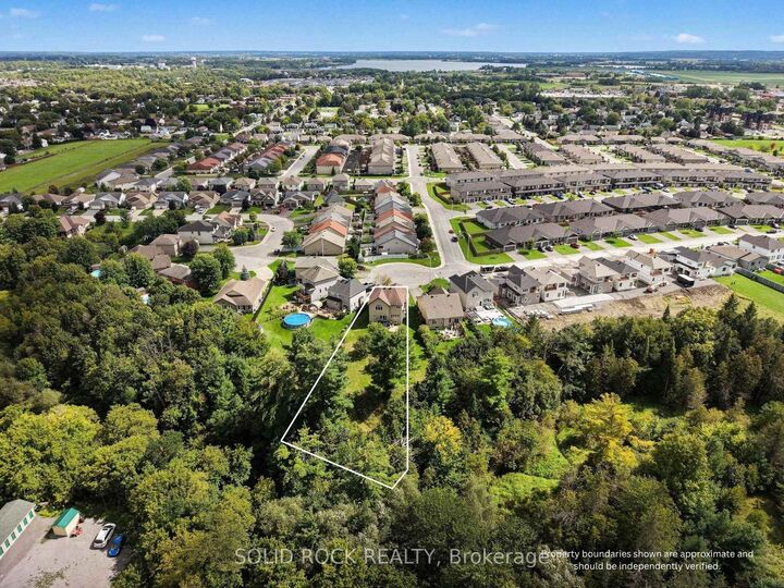 Property Photo:  111 Leo Moskos Street  ON K7S 0G4 