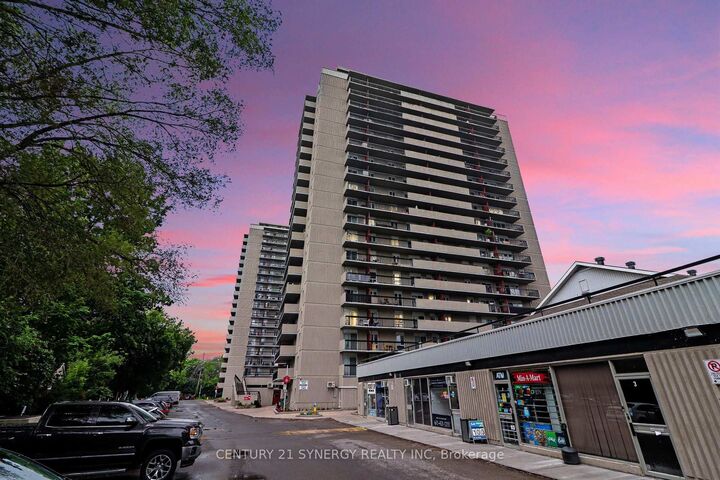 Property Photo:  158B McArthur Avenue 1202  ON K1L 8C9 