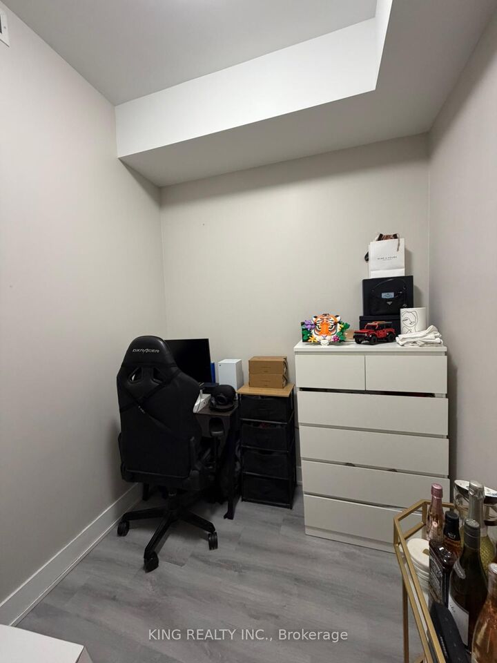 Property Photo:  30 Shorebreeze Drive E 1412  ON M8V 0J1 