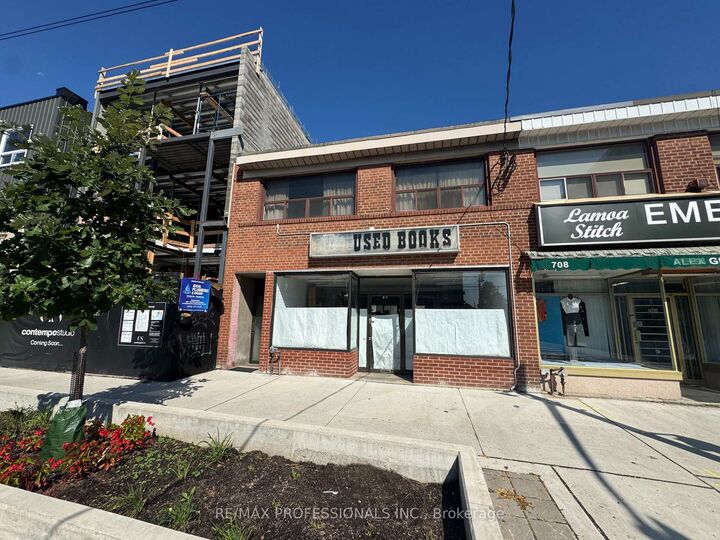 Property Photo:  710 The Queensway Avenue  ON M8Y 1L3 