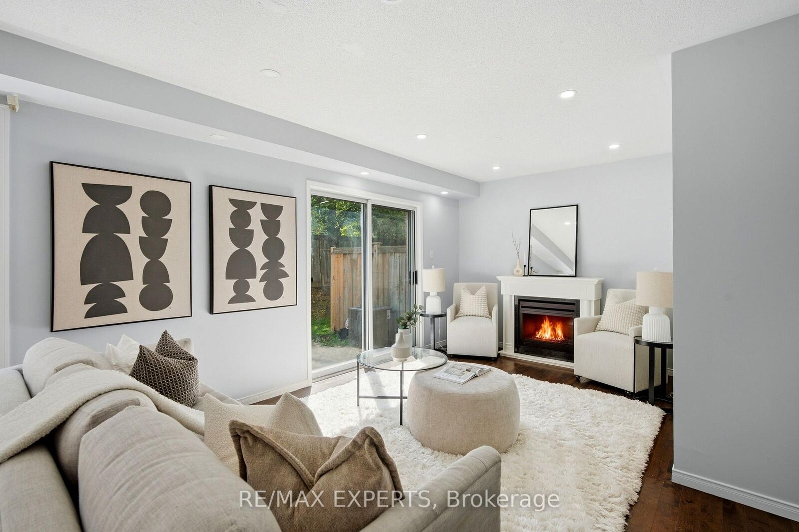 Property Photo:  5910 Greensboro Drive 113  ON L5M 5Z6 