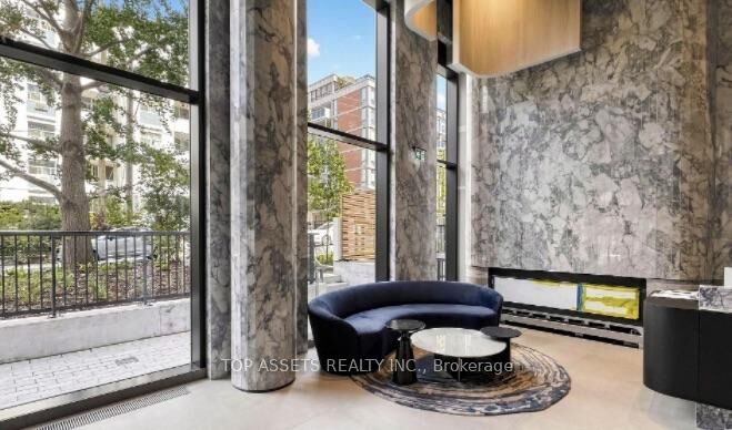 Property Photo:  91 Montclair Avenue S 1605  ON M5P 0B1 