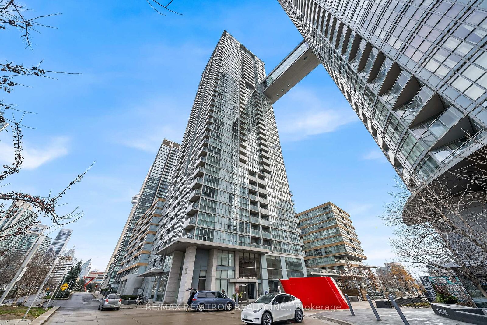 Property Photo:  15 Iceboat Terrace 3207  ON M5V 4A5 