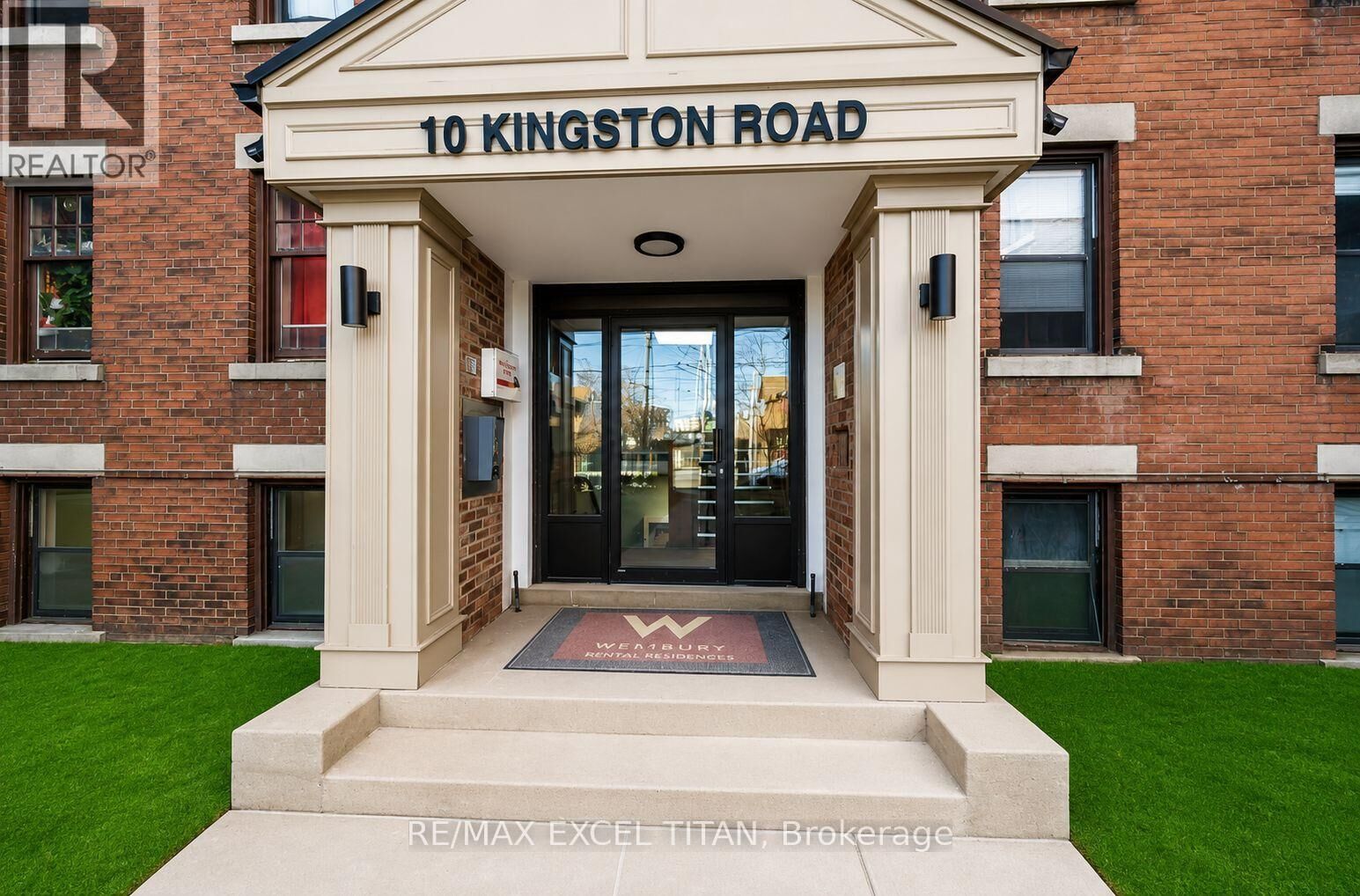 Property Photo:  10 Kingston Road 84  ON M4L 2S4 