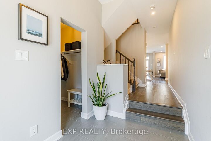 Property Photo:  17 Allan Moore Place  ON K2S 2A9 