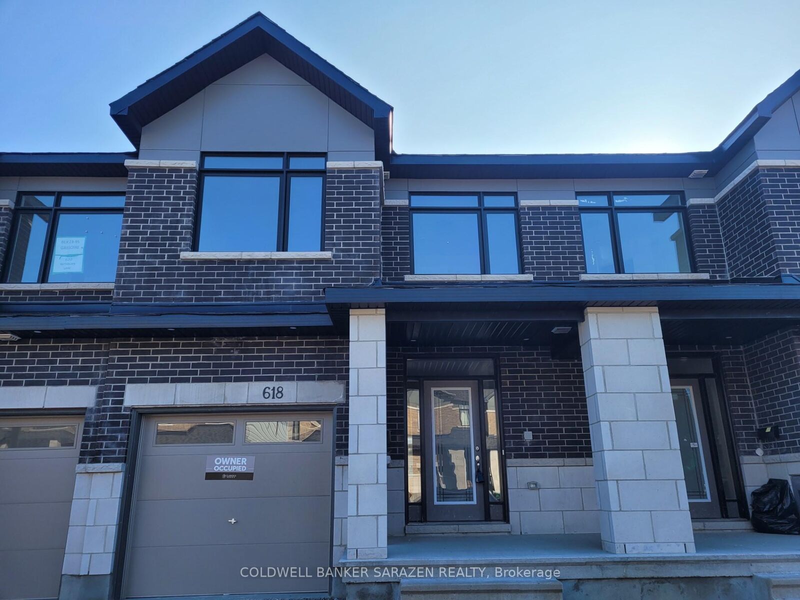 Property Photo:  618 Rathburn Lane  ON K1T 0V7 