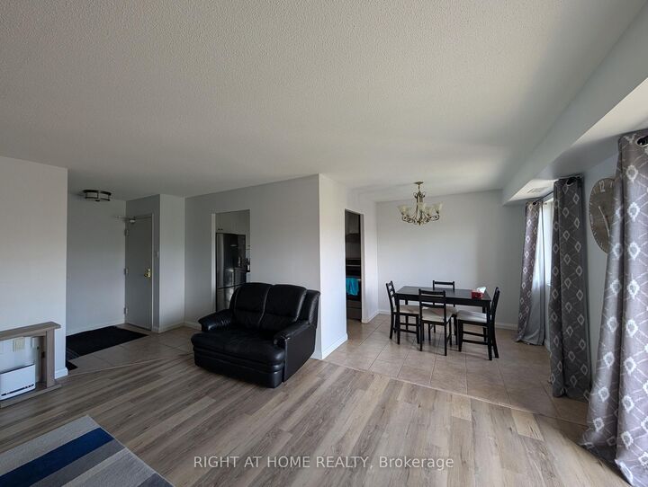 Property Photo:  860 Commissioners Road E 408  ON N6C 5Y8 