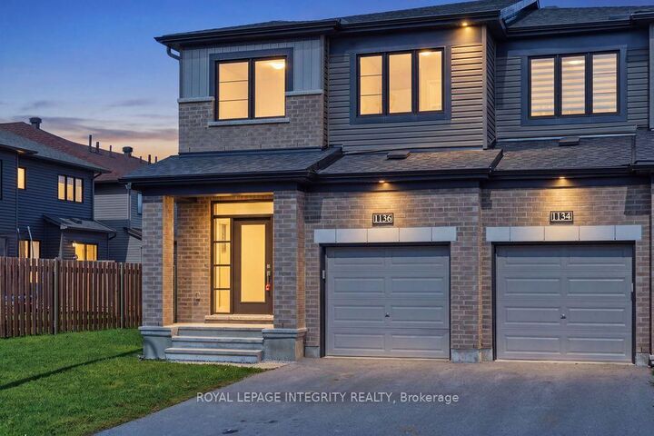Property Photo:  1136 Speedvale Court  ON K2T 0H9 
