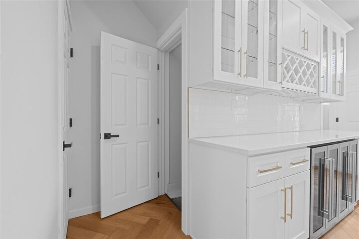 Property Photo:  295 38th St  PA 15201 