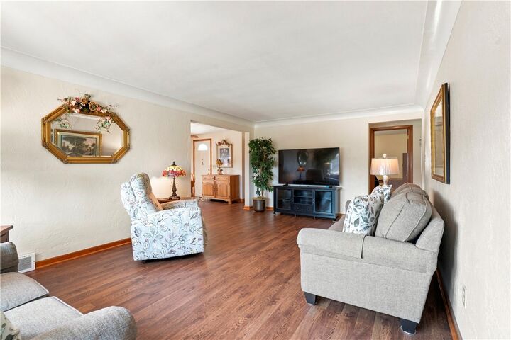 Property Photo: 2116 Pennsylvania Avenue PA 15122