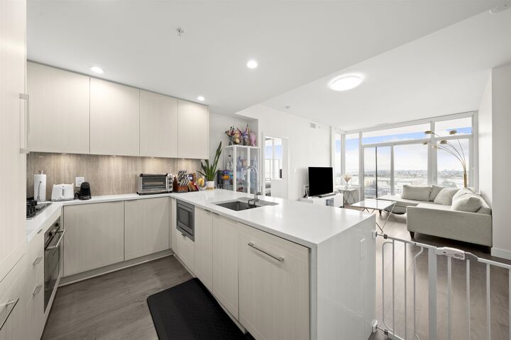 Property Photo:  5051 Imperial Street 1103  BC V5J 0J3 
