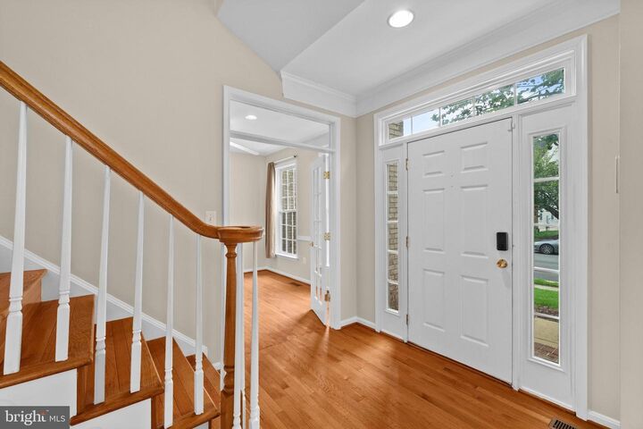Property Photo:  7608 McWeadon Lane  VA 22150 