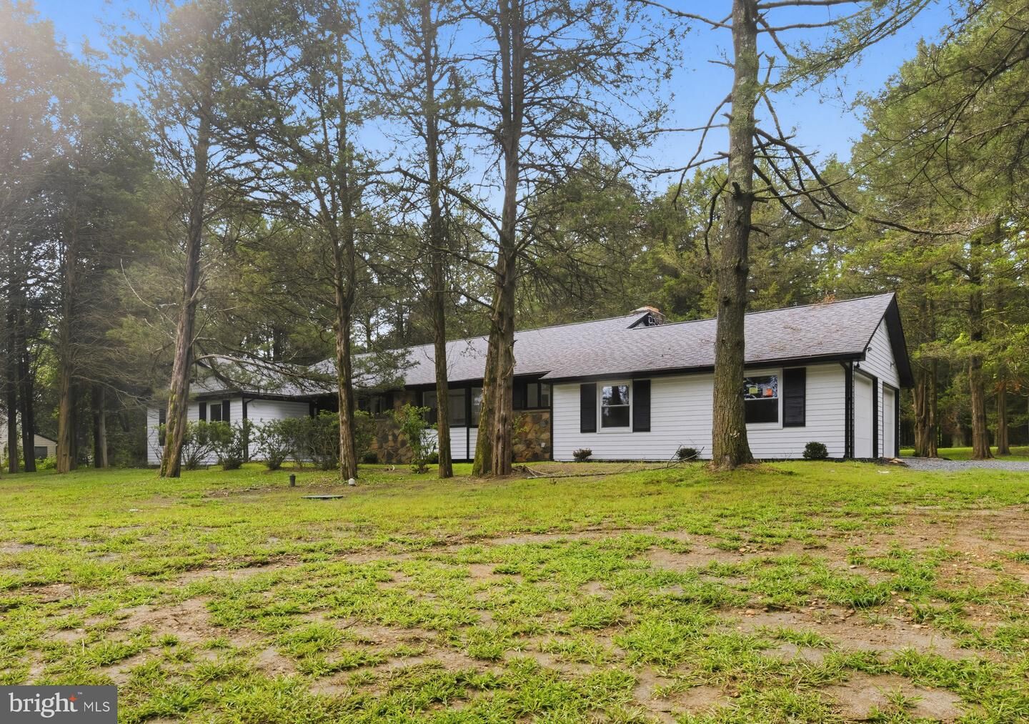 Property Photo:  1406 Oldmans Creek Road  NJ 08085 
