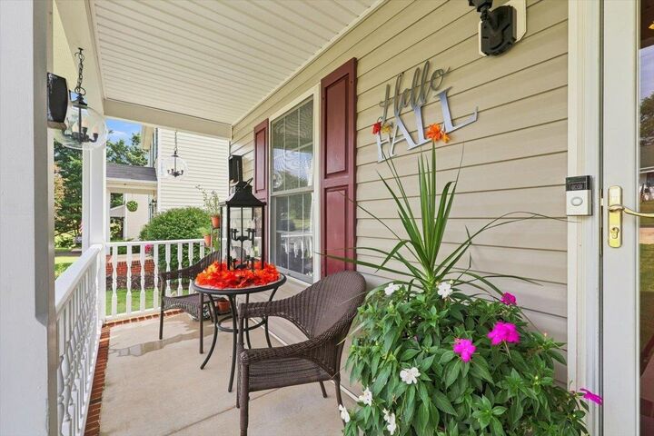 Property Photo:  924 Sherwood Ave  VA 22980 