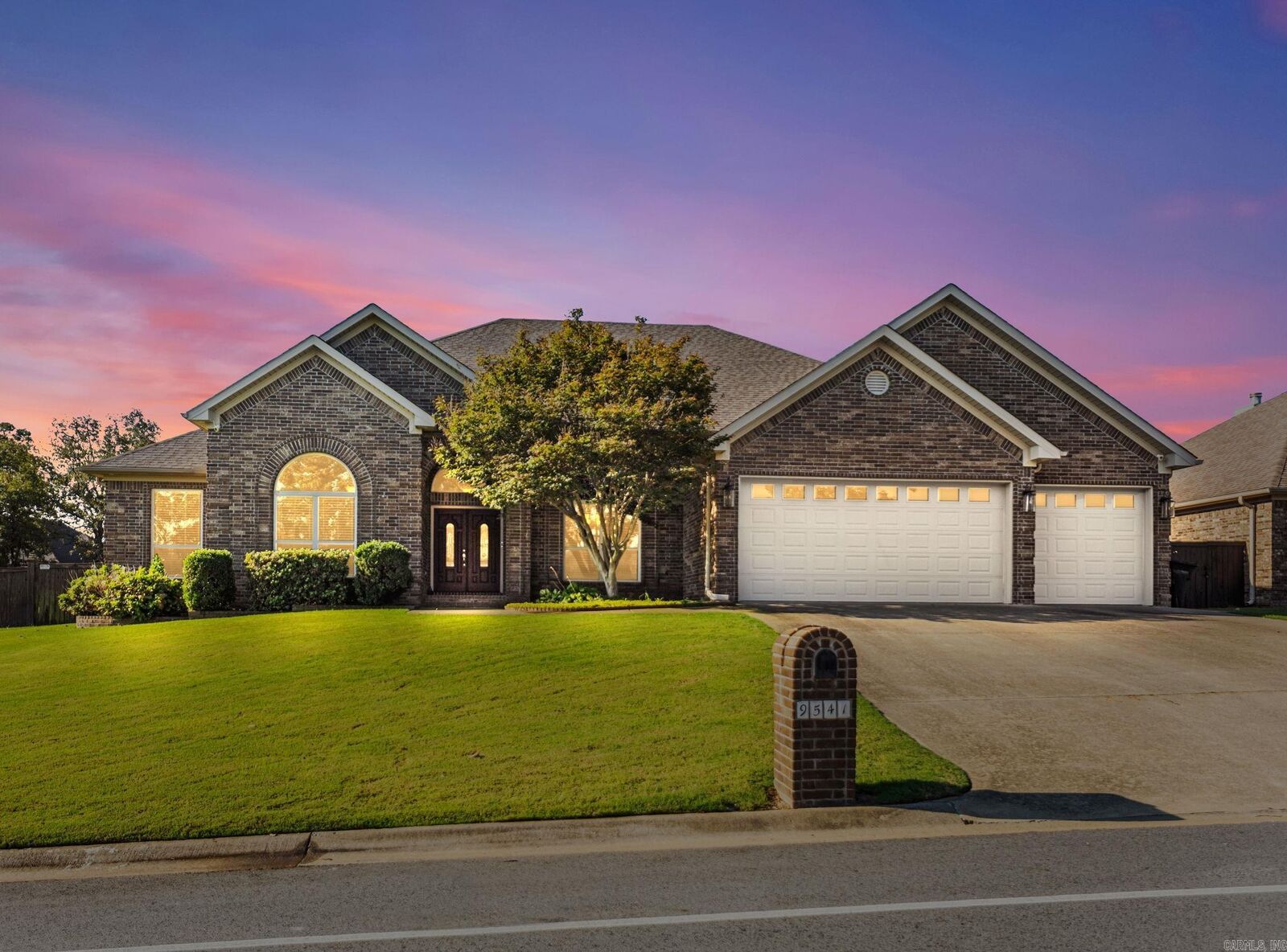 Property Photo: 9541 Johnson Drive AR 72120
