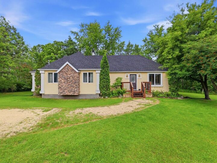 Property Photo: 29126 Pth 12 Highway MB R5G 1M5