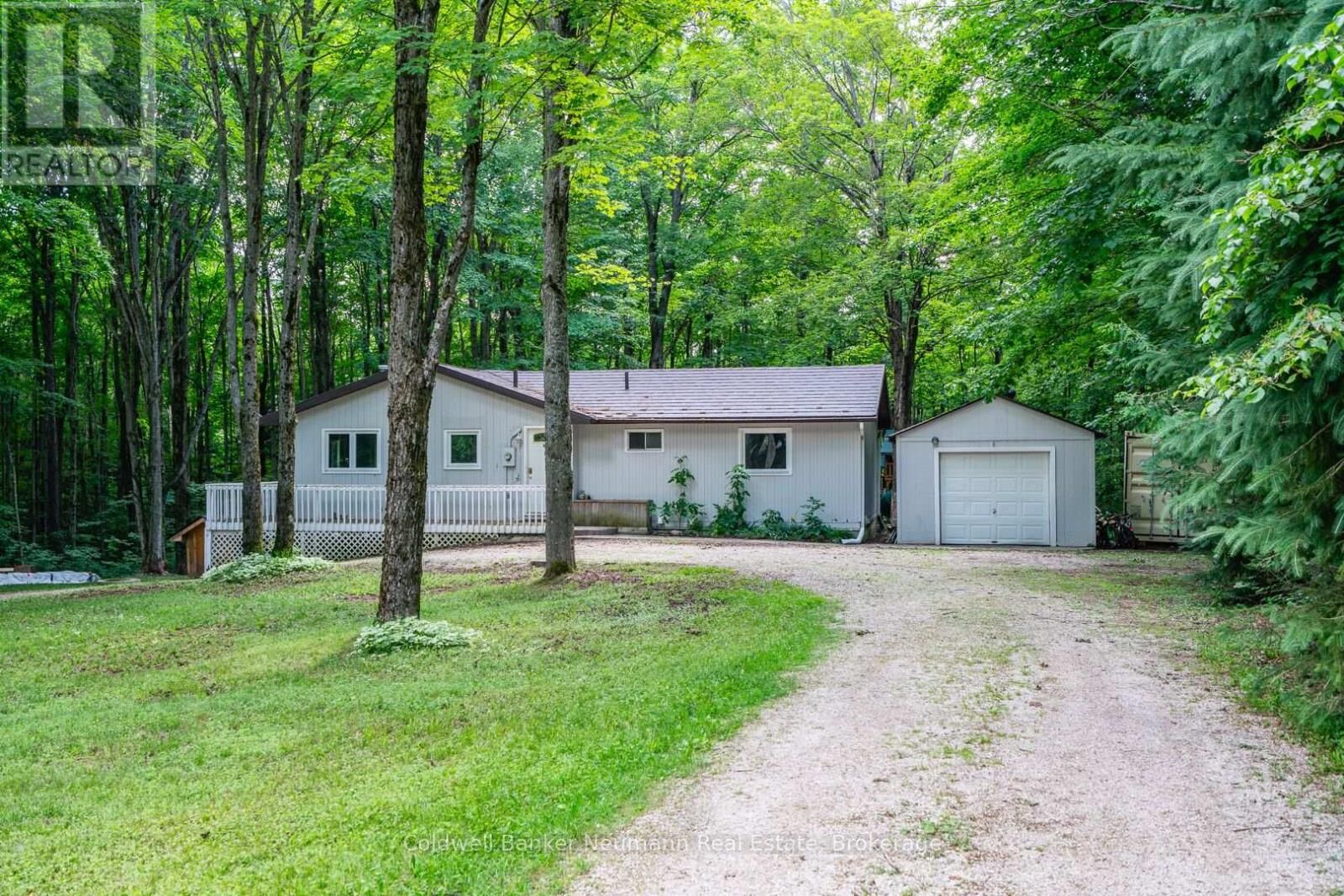 Property Photo:  574286 Sideroad 40  ON N0C 1H0 