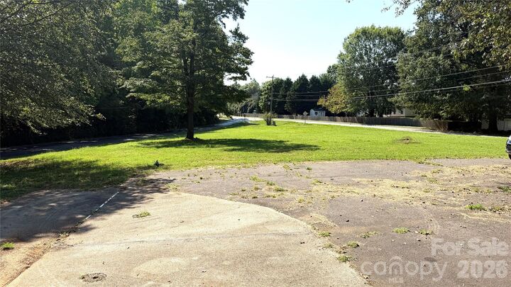 Property Photo:  1515 Pleasant Plains Road  NC 28105 
