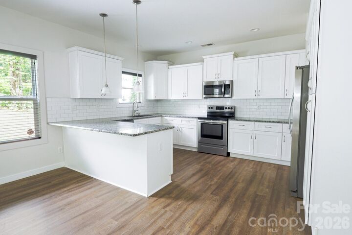 Property Photo:  2908 Burgess Drive  NC 28208 