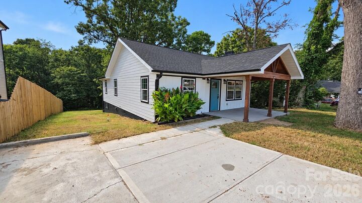Property Photo:  142 S Morrow Avenue  NC 28001 